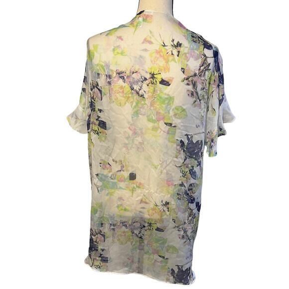 Women's BCBG Generation Sheer Shrug Kimono Wrap Cover Up White Floral XS/S - Picture 4 of 6